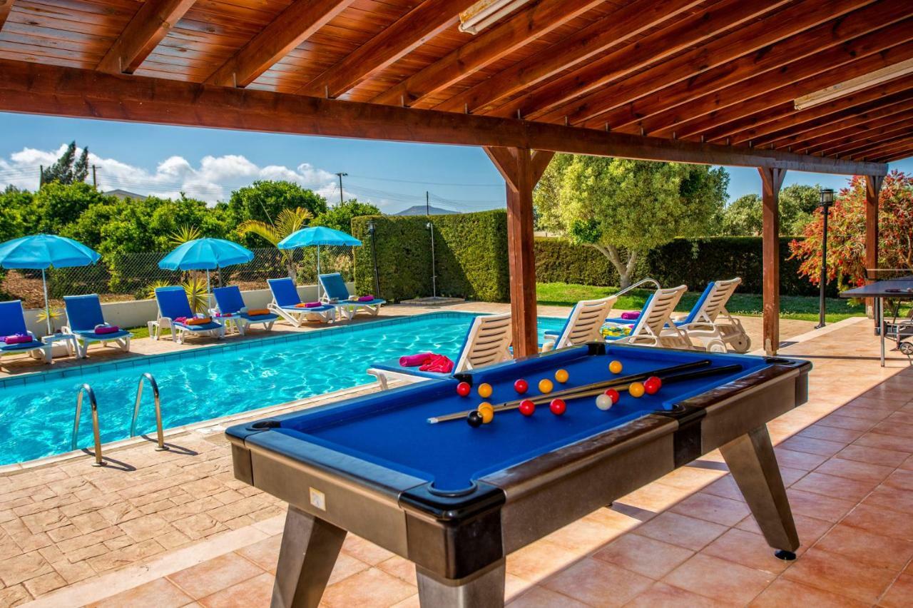 Androniki Luxury Sea Views Pool Bbq Wifi A/c *