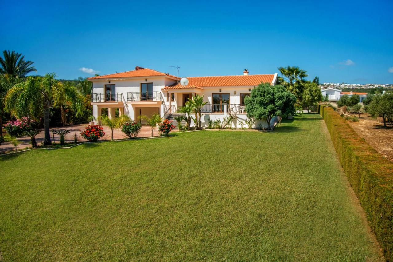 Androniki Luxury Sea Views Pool Bbq Wifi A/c Villa